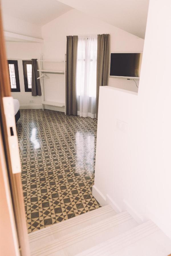 Hotelet Casa Padro Manresa Dış mekan fotoğraf